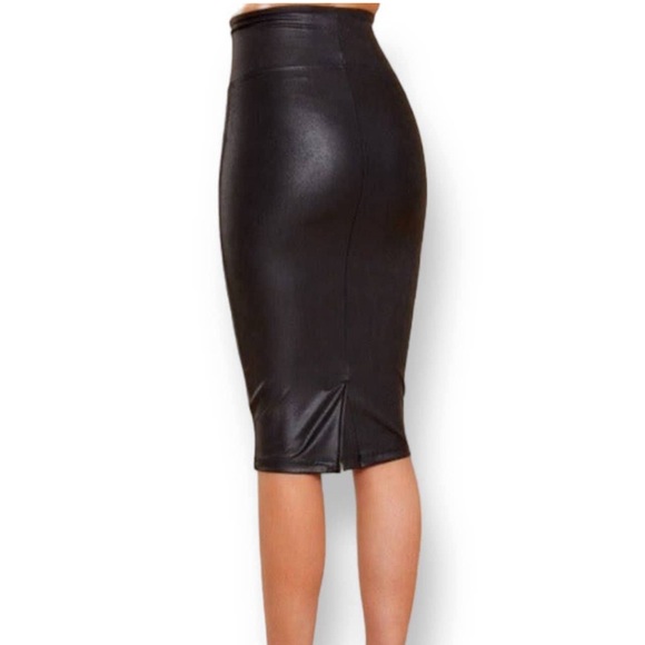 SPANX Dresses & Skirts - Spanx “leather” pencil skirt